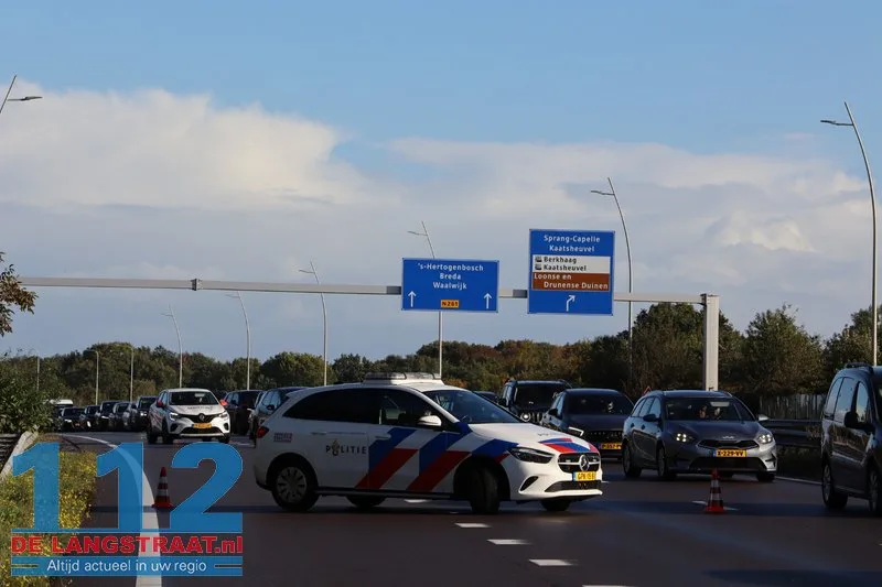 Vier gewonden bij kop-staartaanrijding op Midden-Brabantweg Kaatsheuvel richting Efteling 112 De Langstraat